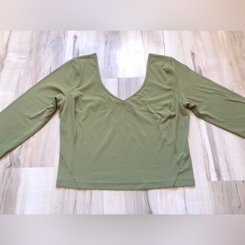 Lululemon Align V-Neck Long Sleeve Crop Top Olive Green Nulu Women's Size 6 - Picture 6 of 15